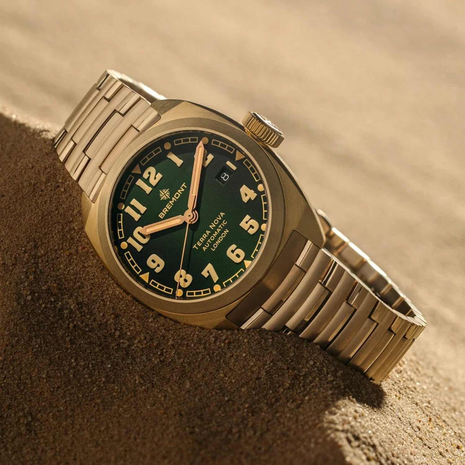 Terra Nova 40.5 Date Bronze - Image 7